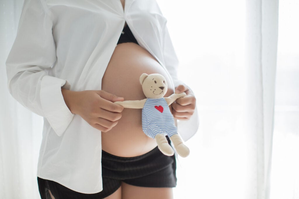 Počas tehotenstva sa mozog ženy doslova zmenšuje. Dokázali to vedci