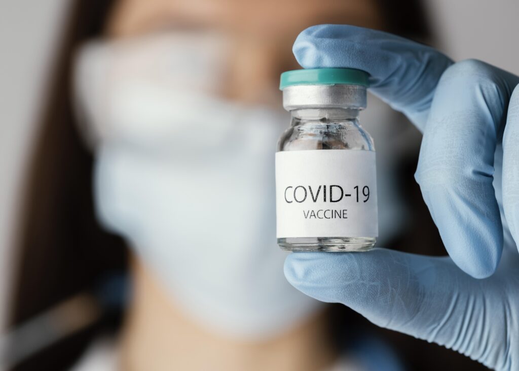 Štúdia upozorňuje na možnú súvislosť medzi vakcínou proti COVID-19 a zvýšeným rizikom rakoviny