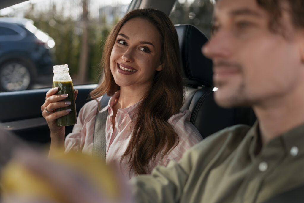 Zákaz alkoholu bude platiť už aj pre spolujazdcov. Vláda schválila nové pravidlá