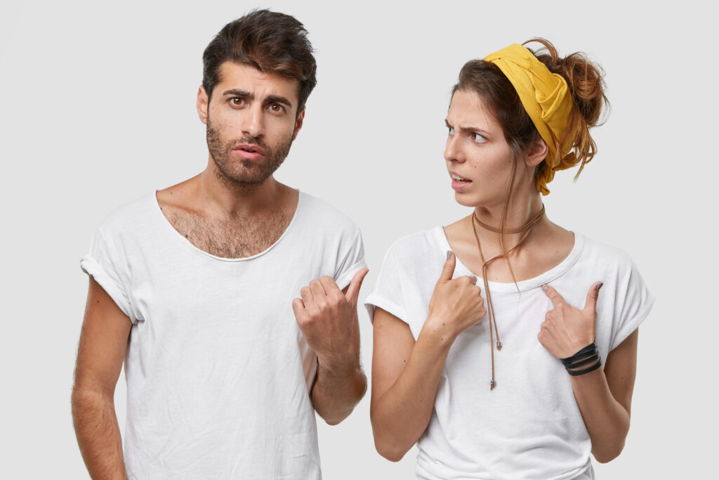 Zostať kamarát/ka s ex? Výskum naznačuje spojitosť s manipulatívnymi rysmi osobnosti