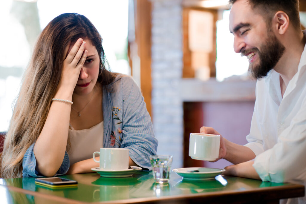 Až 72 % žien je vyčerpaných z randenia: „Musíme emocionálne vychovávať mužov“